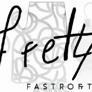 Effortless Elegance: How She Masters Chic Style in Every Ensemble, No Matter the Occasion